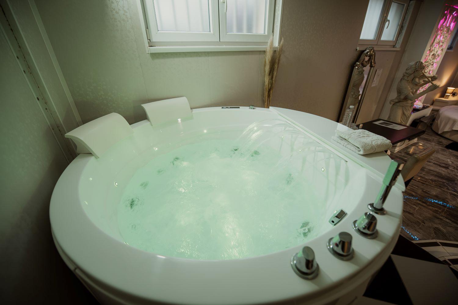 Spa Lux Apartmani نوفي ساد المظهر الخارجي الصورة